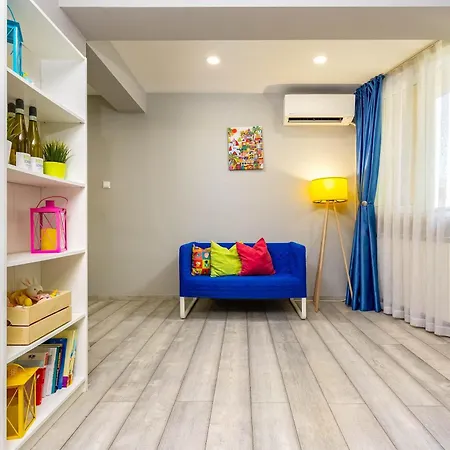 2br Pop-art Paradise With Terrace Near Youth Hill By Flat Manаger Plovdiv