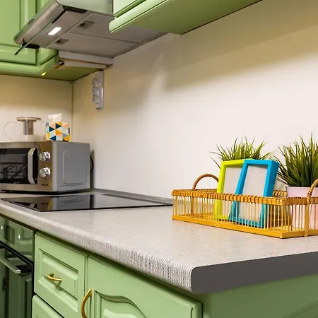 2br Pop-art Paradise With Terrace Near Youth Hill By Flat Manаger Apartamento